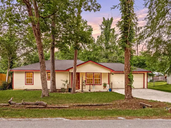 10443 Royal York Dr, Conroe, TX 77303