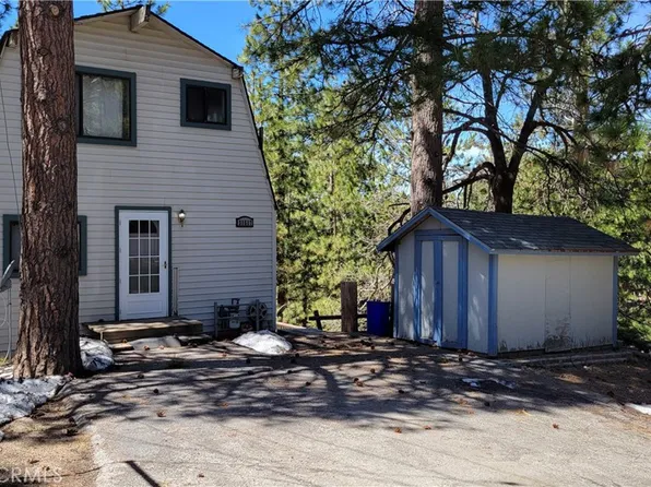 31517 Pleasant Dr, Running Springs, CA 92382