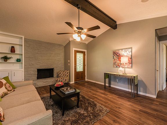 5th image of 1401 Greenlawn Blvd