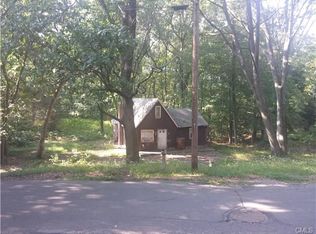 49 Maple Ln, Shelton, CT 06484