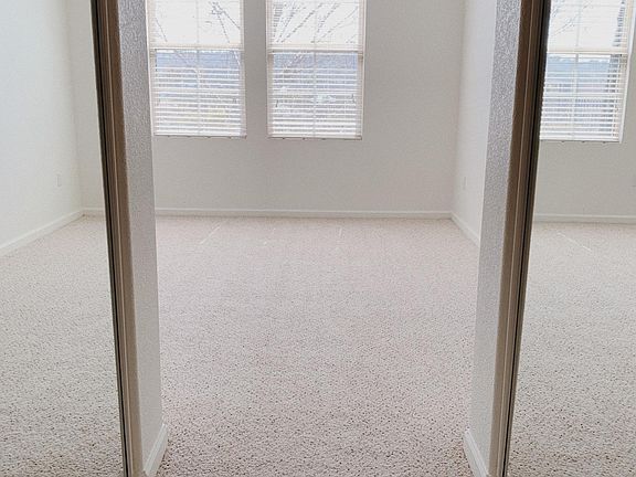 5th image of 2580 Northside Dr APT 115