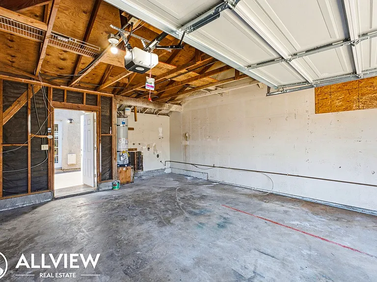 2055 W Lafayette Dr — Photo 24