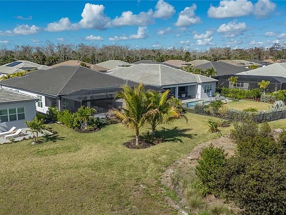 4th image of 12128 Eucalyptus WAY