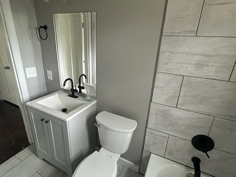 1709 Marquette Ave — Photo 7