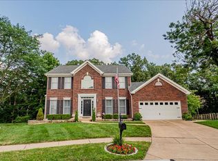 516 Robin Crest Ct, Grover, MO 63040