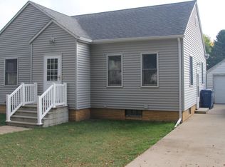 627 Madison St, Remsen, IA 51050