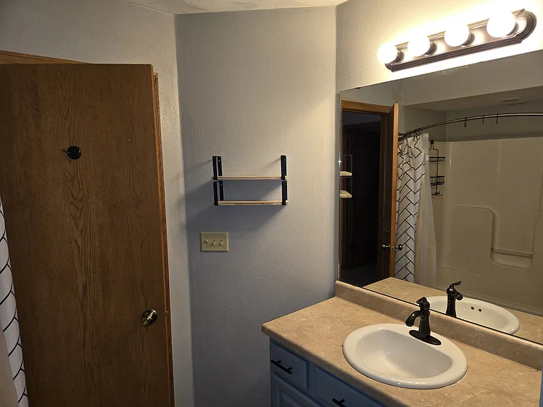 535 Westfield Dr — Photo 34