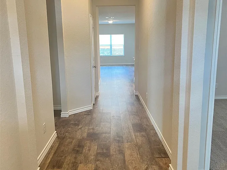 445 Blue Stem Rd — Photo 8