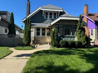 2435 N 46th St, Milwaukee, WI 53210