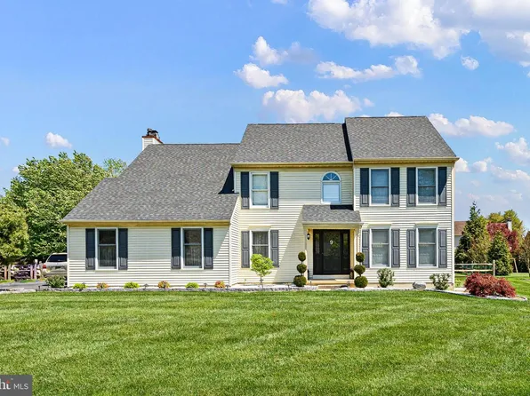 9 Eaton Pl, Bear, DE 19701