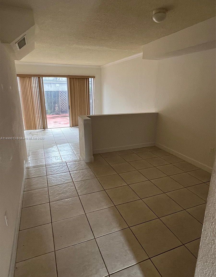 10900 SW 104th St APT 103, Miami, FL 33176 | MLS #A11490013 | Zillow