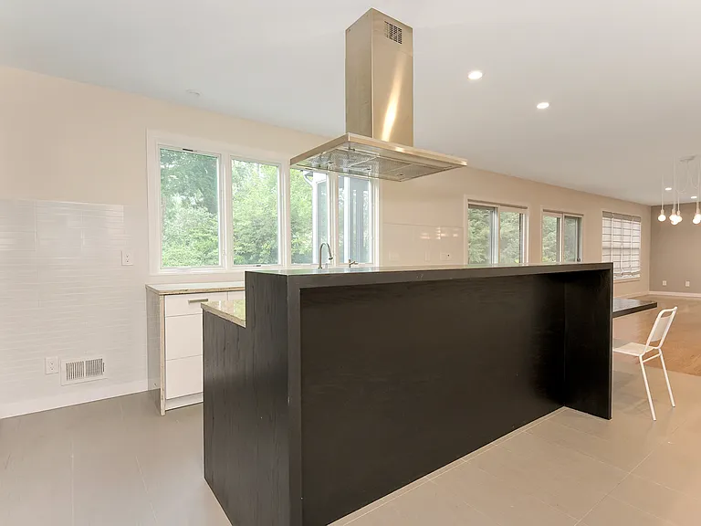 160 Sycamore Rd — Photo 18