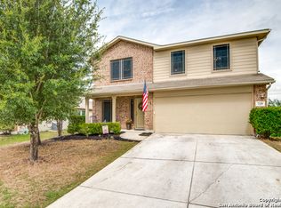 729 Hollow Rdg, Schertz, TX 78108