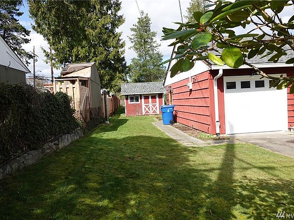 4th image of 6627 Penny Ln