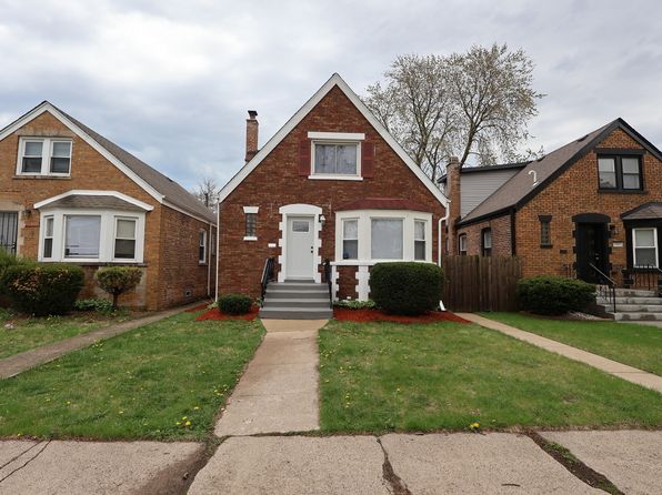 10817 S Eberhart Ave, Chicago, IL 60628