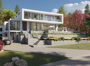 3895 Southridge Ave, West Vancouver, BC V7V3H9