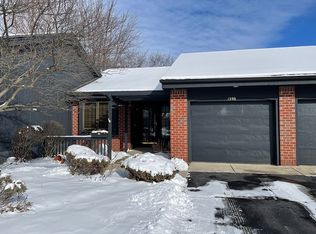 1298 Suncrest Dr NE, Grand Rapids, MI 49525