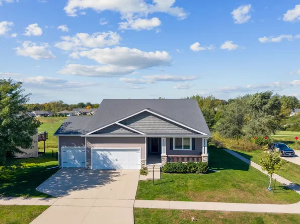 6394 NE 9th Ct, Des Moines, IA 50313