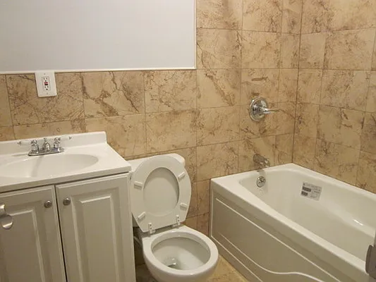 Rented by Himrod Residence LLC | media 38