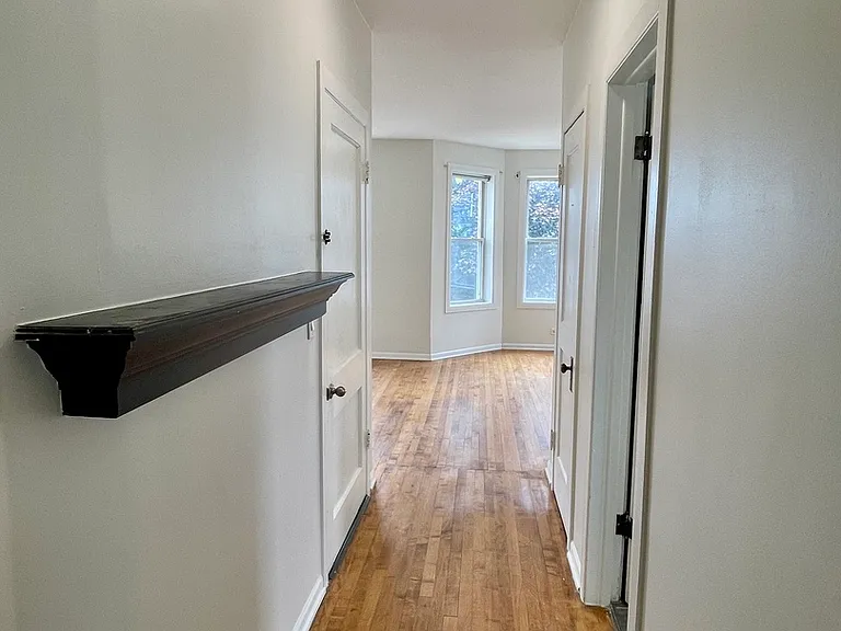 1408 Kenilworth Ave #3 — Photo 4