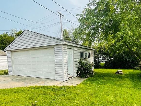 Backyard/Garage