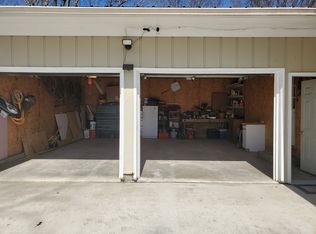 3437 River Rd, Keokuk, IA 52632