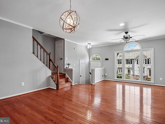 5th image of 46835 Trumpet Cir