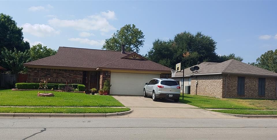 1st image of 3005 Country Creek Ln