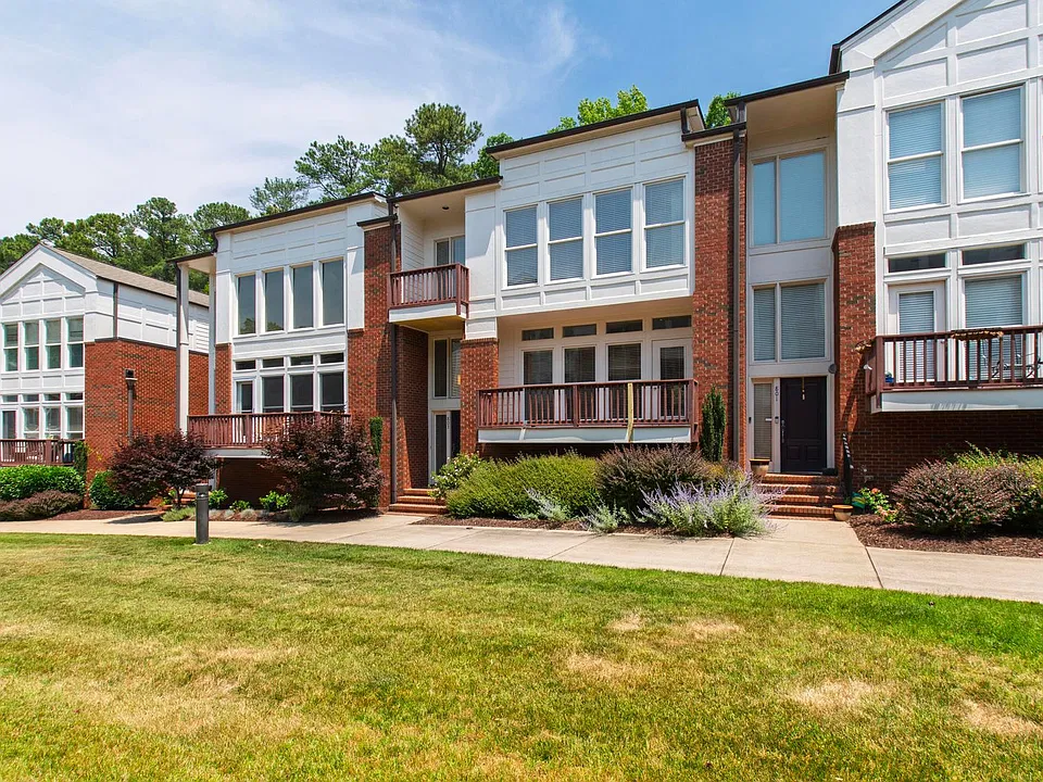 803 The Village Cir