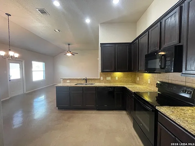 758 Saengerhalle Rd — Photo 9