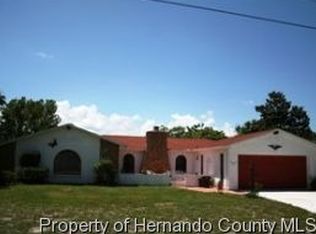 7718 Holiday Dr, Spring Hill, FL 34606