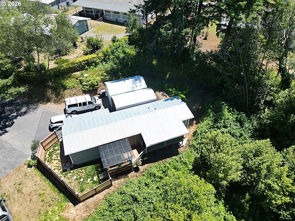 4th image of 97936 Klamath Ave