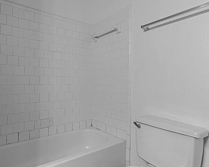 3808 Oakcliff Dr — Photo 19
