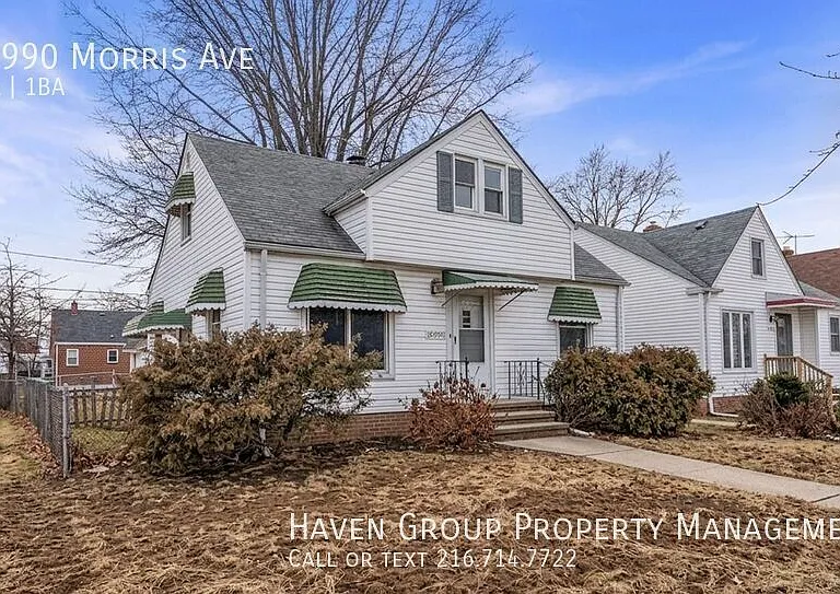 20990 Morris Ave — Photo 2