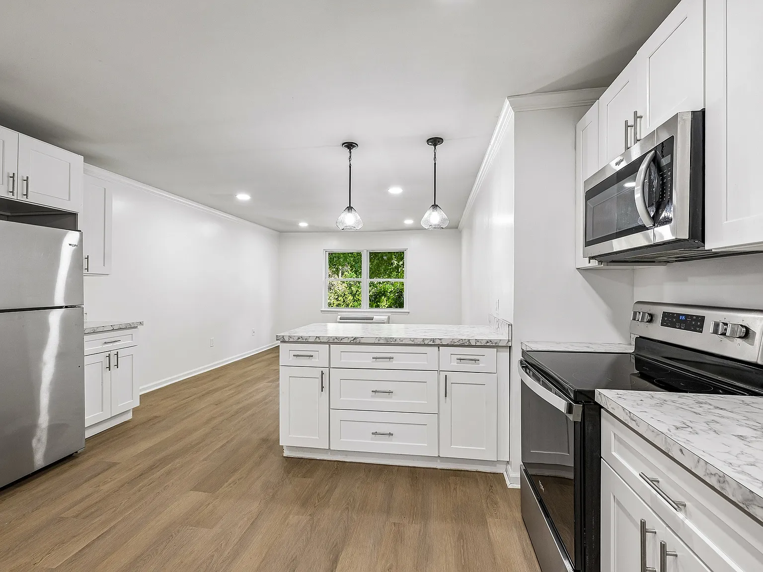 Zen Long Island at Copiague Apartment Homes — Photo 3