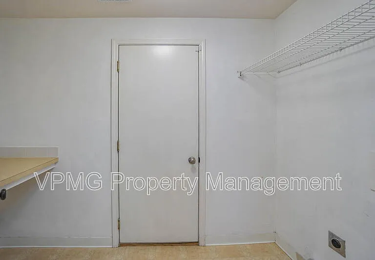 7205 NE 159th Ave — Photo 9