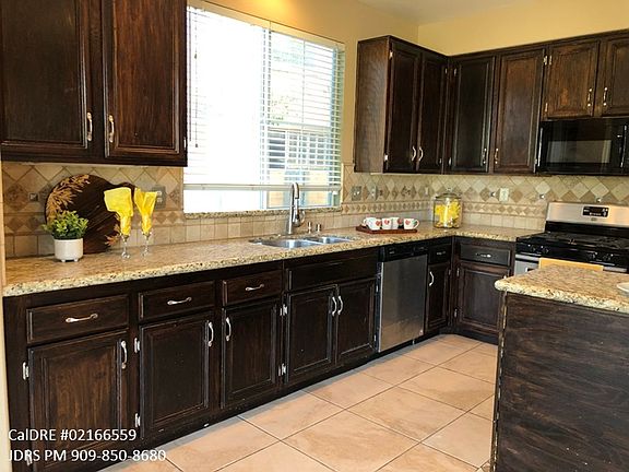 4th image of 16702 Baywood Ln