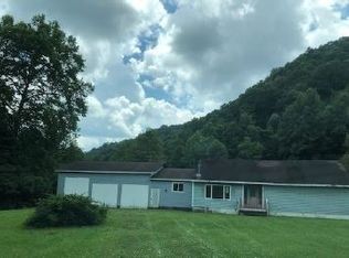 111 Greasey Creek Rd, Bandy, VA 24602