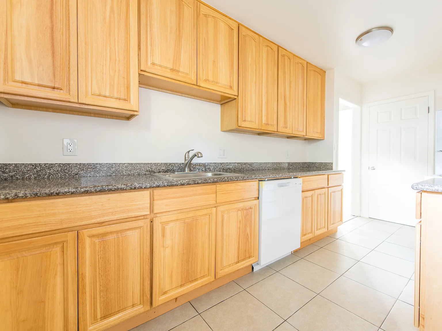 1 bed, 650 sqft, $2,295 — Photo 1