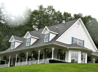 2820 Foxhunters Rd, Flatwoods, KY 41139