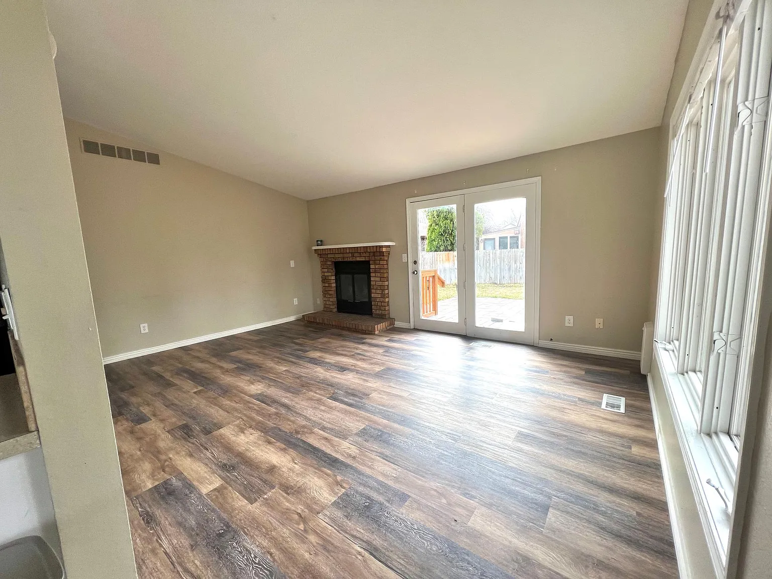 5751 W Fortress Ct — Photo 2