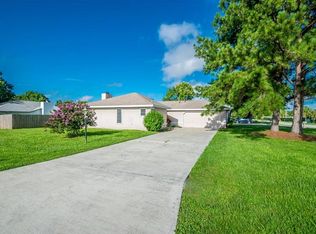 3347 Fox Ridge Dr, Winter Haven, FL 33880