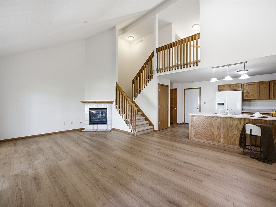 1st image of 3920 Waterview Ct SW #3