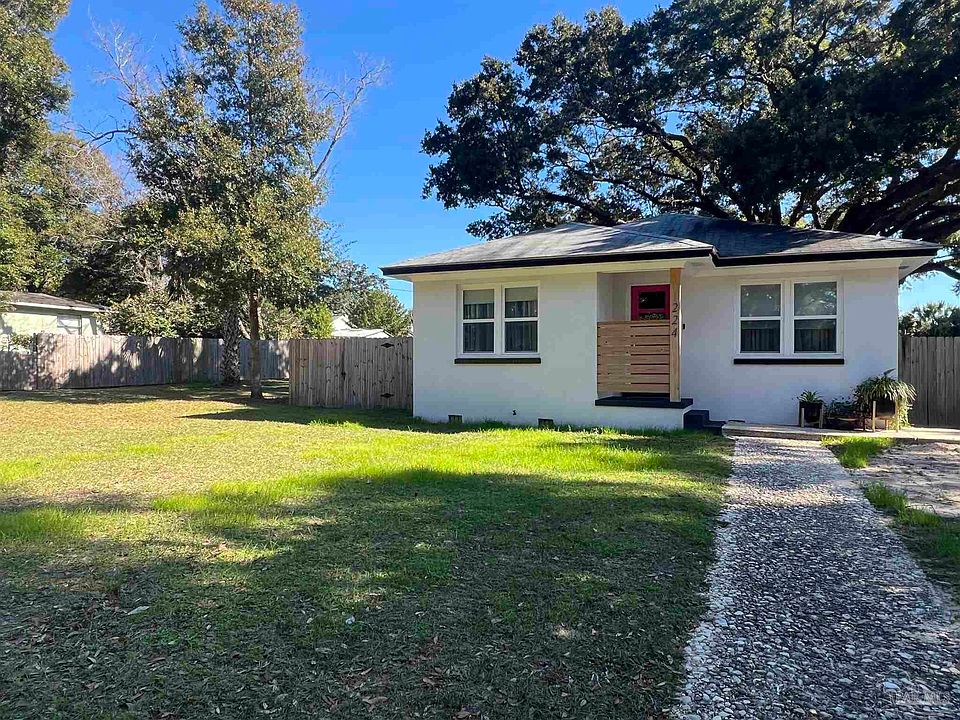 1st image of 224 N M St Lot 11
