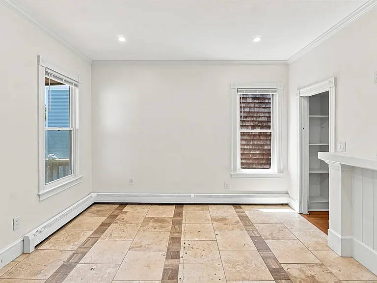 229 Saratoga St #2 — Photo 3