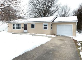 916 S 7th Ave, Winterset, IA 50273