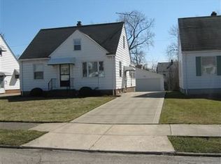 20712 Franklin Rd, Maple Heights, OH 44137