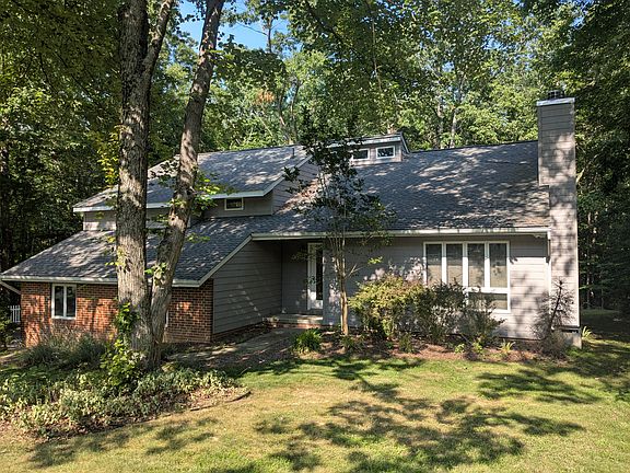 2nd image of 22480 Sparrow Ct