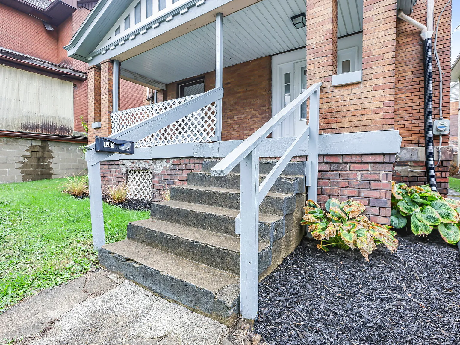 Greenwood Ave, Zanesville — Photo 4