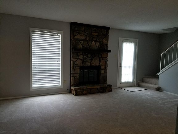 4th image of 6997 Wesley Ct